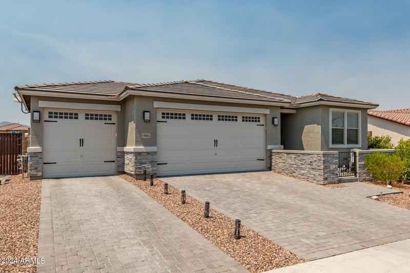 19806 San Miguel Ave, Litchfield Park, AZ 85340