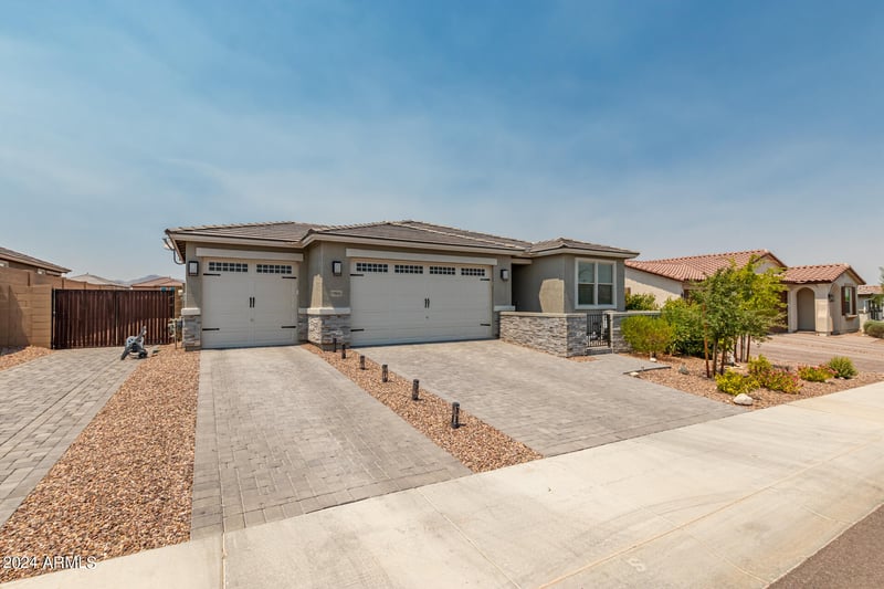 19806 San Miguel Ave, Litchfield Park, AZ 85340