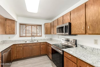19809 47th Ave, Glendale, AZ 85308
