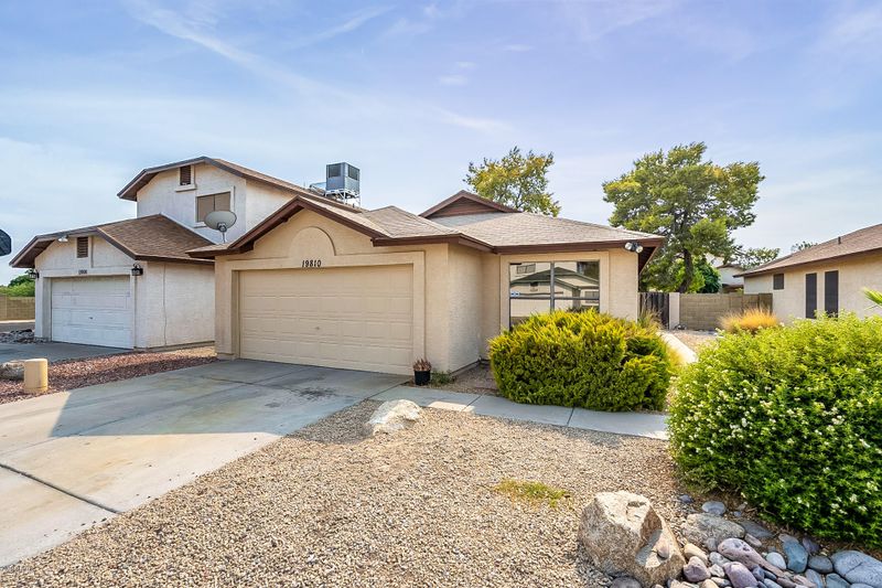 19810 N 46th Dr, Glendale, AZ 85308