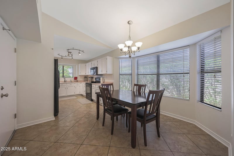 19813 47th Ave, Glendale, AZ 85308