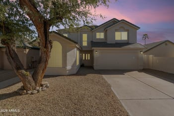 19813 76th Ave, Glendale, AZ 85308