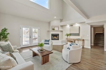 19813 76th Ave, Glendale, AZ 85308