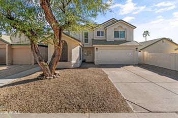19813 76th Ave, Glendale, AZ 85308