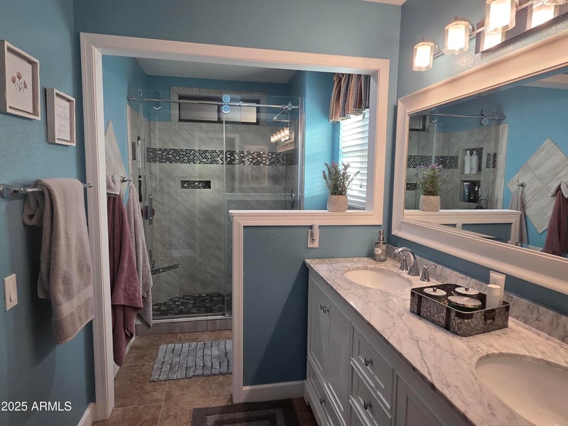 19814 White Rock Dr, Sun City West, AZ 85375