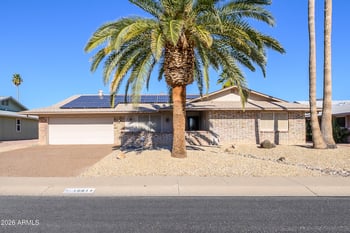 19814 Willowcreek Cir, Sun, AZ 85373