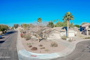 19816 34th Pl, Phoenix, AZ 85050