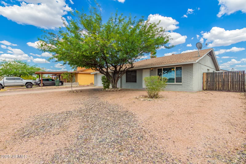 19817 17th Ln, Phoenix, AZ 85027