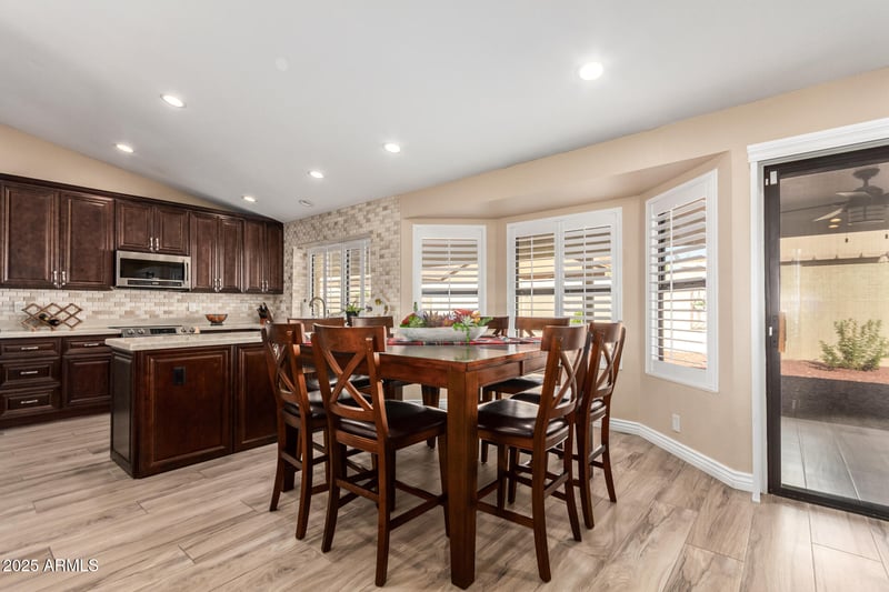 19817 92nd Ave, Peoria, AZ 85382