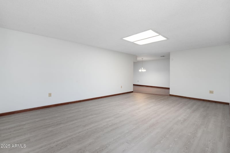 19820 Cherry Tree Ln, Sun City, AZ 85373