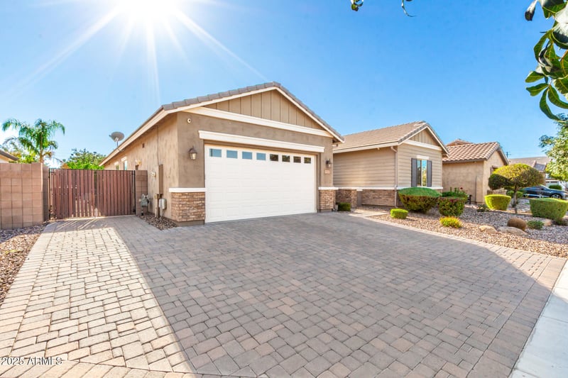 19820 Mesquite Dr, Queen Creek, AZ 85142