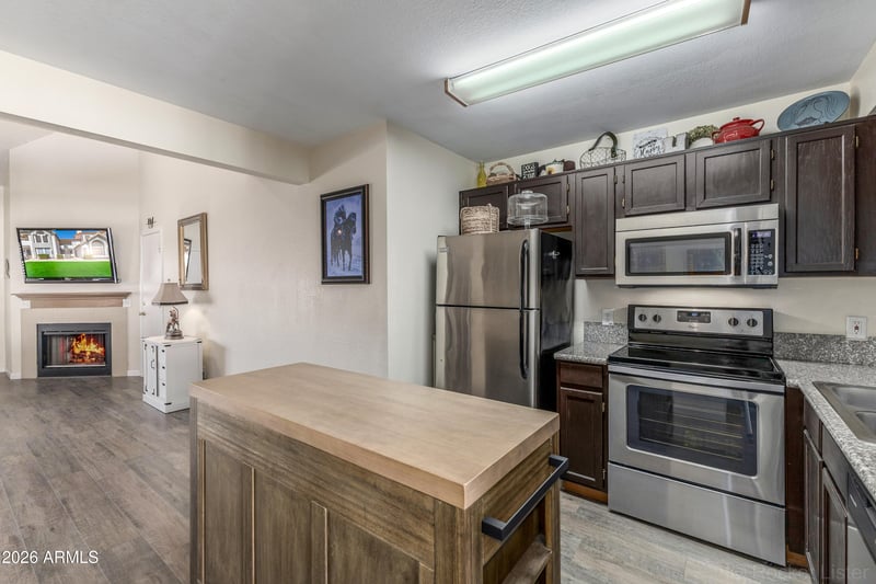 19820 13th Ave #233, Phoenix, AZ 85027