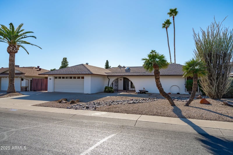 19820 Cherry Tree Ln, Sun City, AZ 85373