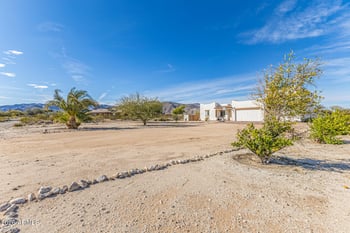 19822 Colter St, Litchfield Park, AZ 85340