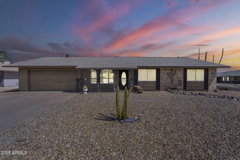 19825 100th Ave, Sun City, AZ 85373