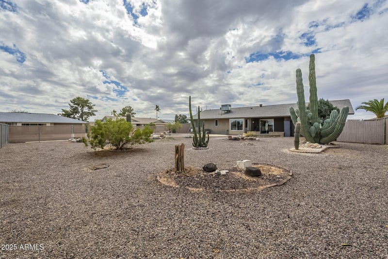 19825 100th Ave, Sun City, AZ 85373