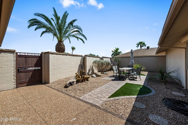 19826 N Palo Verde Dr, Sun City, AZ 85373