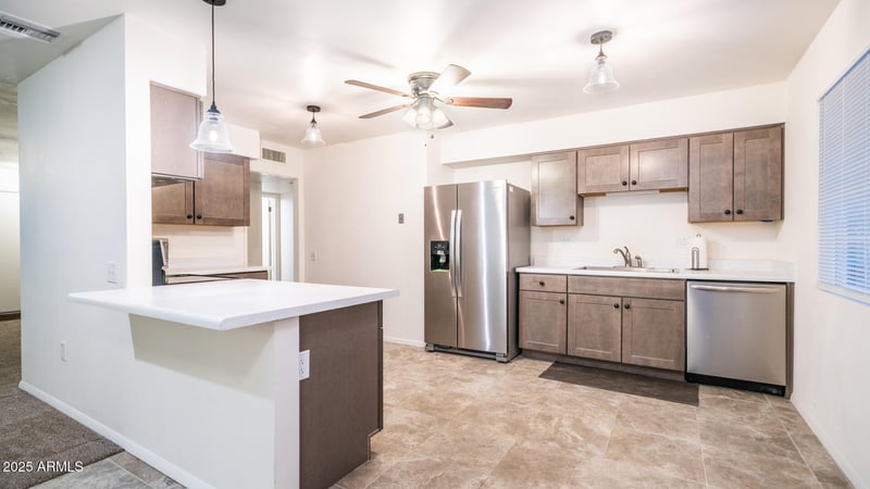 19829 Lake Forest Dr, Sun City, AZ 85373