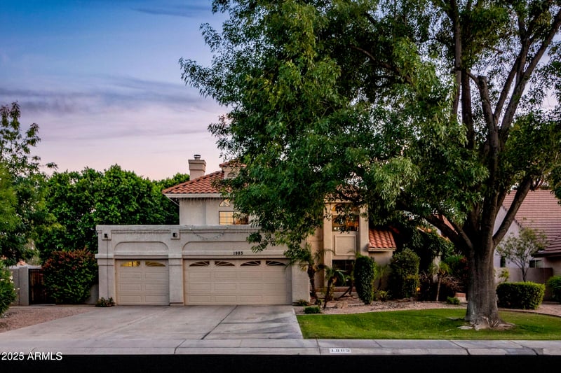 1983 Palomino Dr, Tempe, AZ 85284