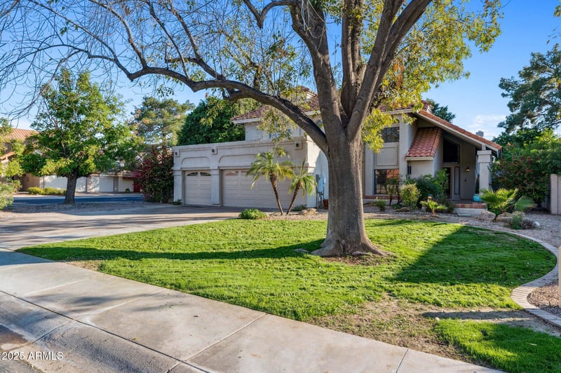 1983 Palomino Dr, Tempe, AZ 85284