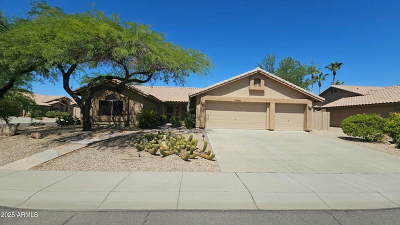 19830 84th Ave, Peoria, AZ 85382