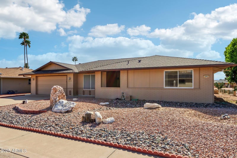 19832 Cherry Tree Ln, Sun City, AZ 85373
