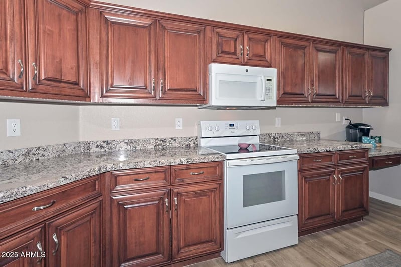 19835 90th Ln, Peoria, AZ 85382