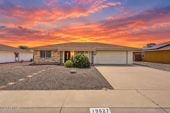 19837 N Concho Cir, Sun City, AZ 85373