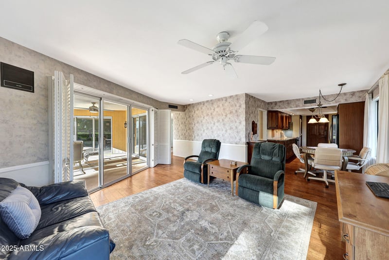 19838 Palo Verde Dr, Sun City, AZ 85373