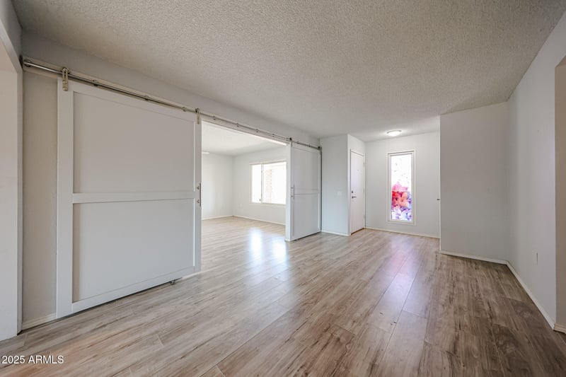 19838 Pine Springs Dr, Sun City, AZ 85373