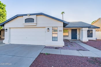 19842 44th Dr, Glendale, AZ 85308