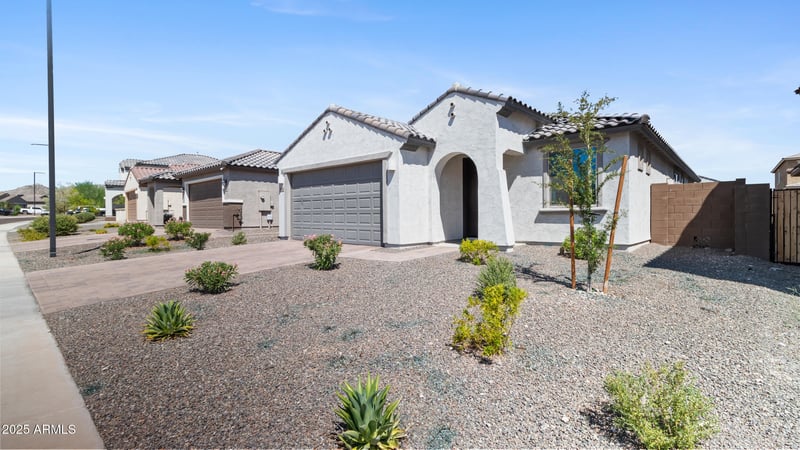 19842 Badgett Ln, Litchfield Park, AZ 85340