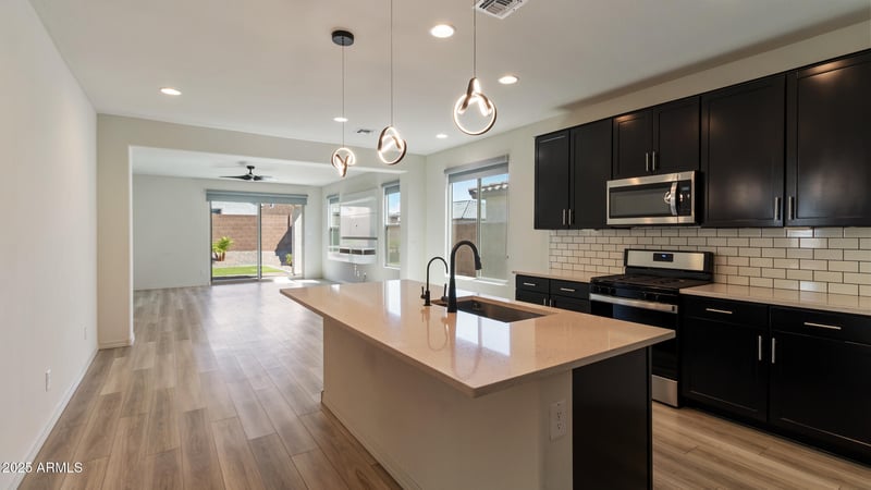 19842 Badgett Ln, Litchfield Park, AZ 85340