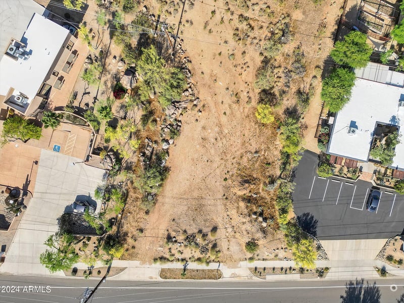 19844 Cave Creek Rd, Phoenix, AZ 85024