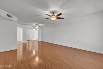 19845 Welk Dr, Sun City, AZ 85373