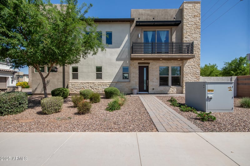 1985 Follett Way, Gilbert, AZ 85295