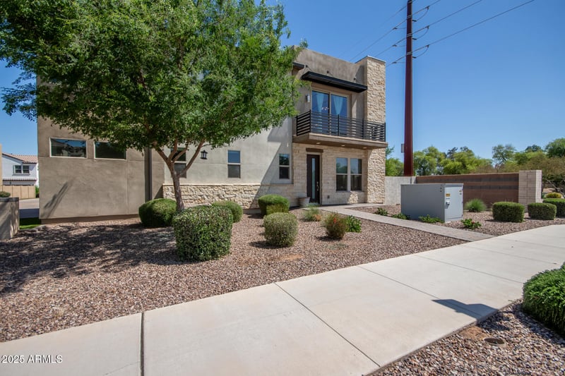 1985 Follett Way, Gilbert, AZ 85295