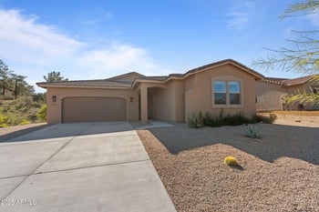 1985 Ringo Rd, Wickenburg, AZ 85390