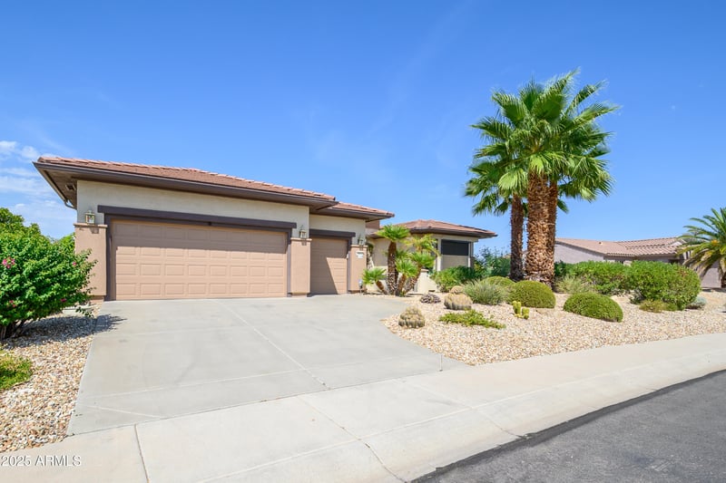19854 N Summer Dream Dr, Surprise, AZ 85374