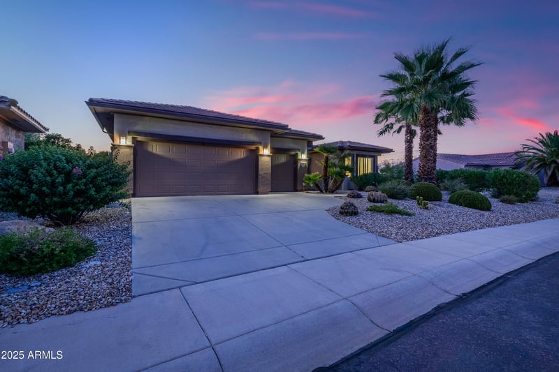 19854 N Summer Dream Dr, Surprise, AZ 85374