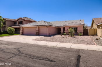 19858 33rd Pl, Phoenix, AZ 85050