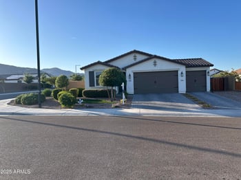 19864 San Juan Ave, Litchfield Park, AZ 85340