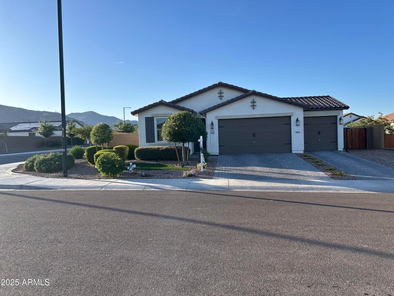 19864 San Juan Ave, Litchfield Park, AZ 85340