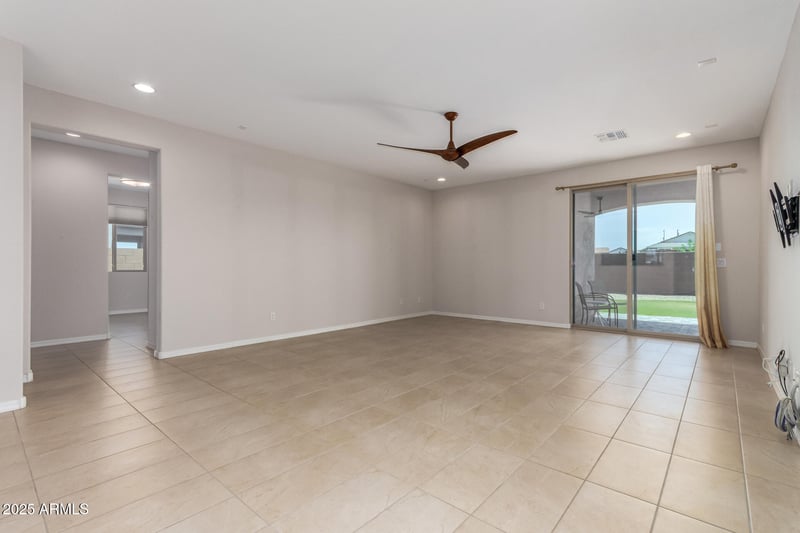 19875 Badgett Ln, Litchfield Park, AZ 85340