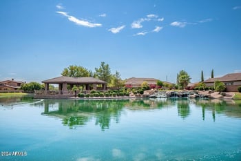 199 W Powell Way, Chandler, AZ 85248
