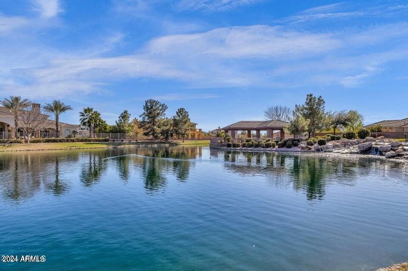 199 W Powell Way, Chandler, AZ 85248
