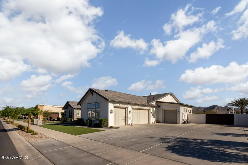 19901 Country Meadows Dr, Queen Creek, AZ 85142