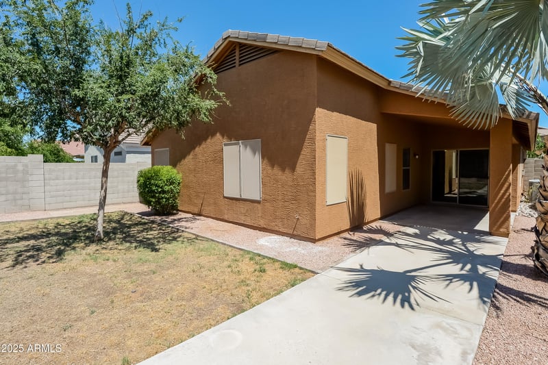 1991 Vineyard Plains Dr, San Tan Valley, AZ 85144