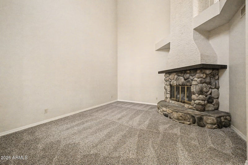 19913 Denaro Dr, Glendale, AZ 85308