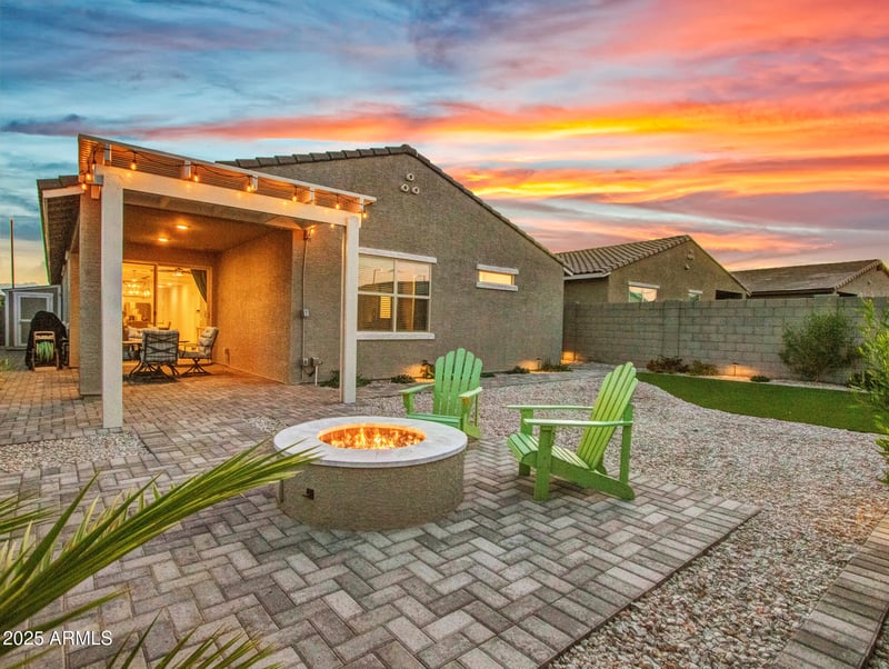 19916 Badgett Ln, Litchfield Park, AZ 85340